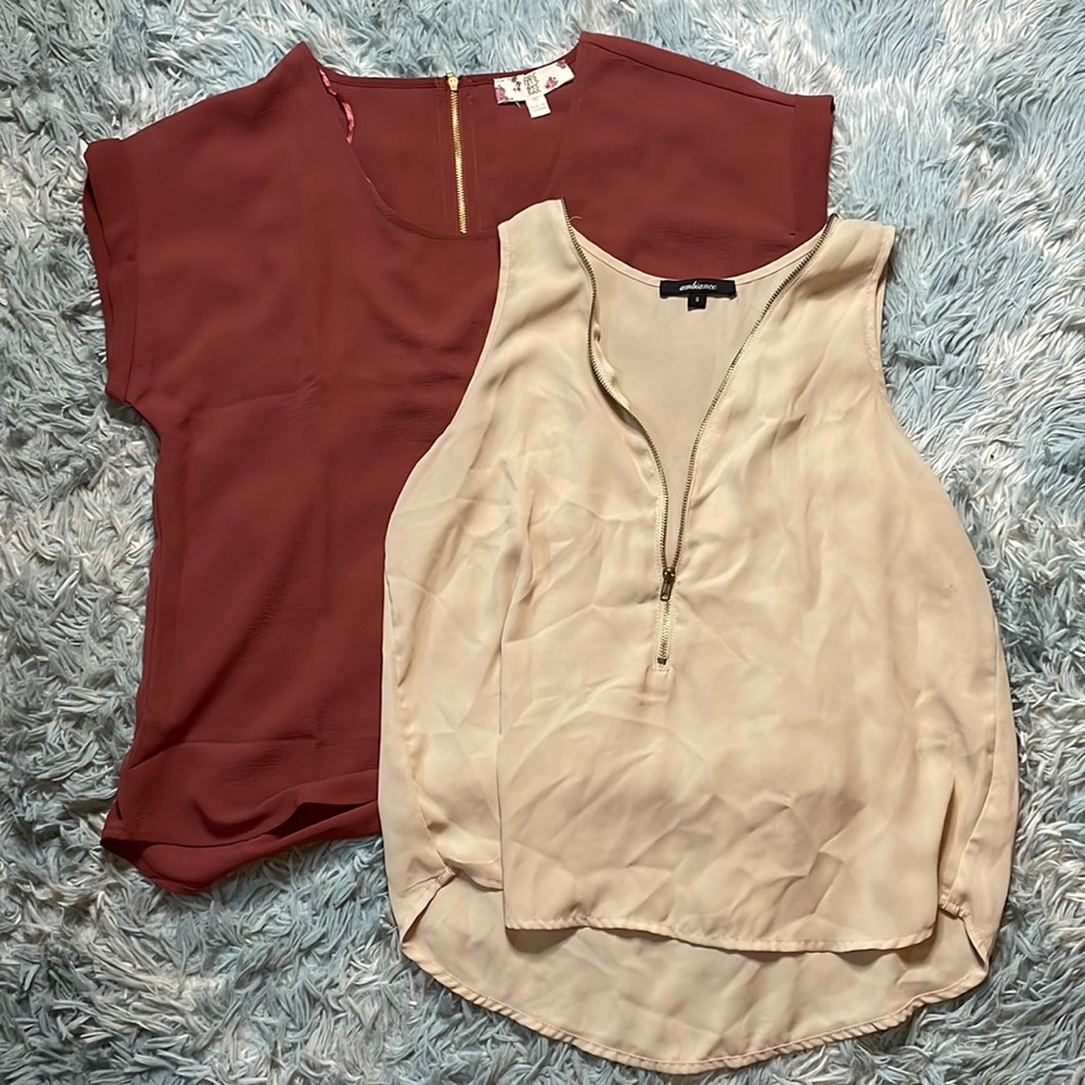 Super cute mushiness casual tops sold together